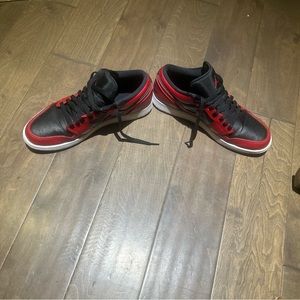 Men’s air Jordan 1 low breed